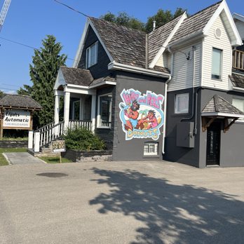 Elijah’s Automatic - Exterior - Burgers Near Me - Etobicoke, Ontario