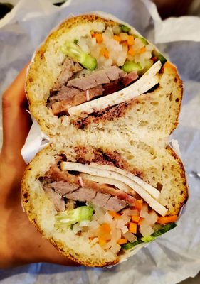 b&b | Banh Mi & Boba by null