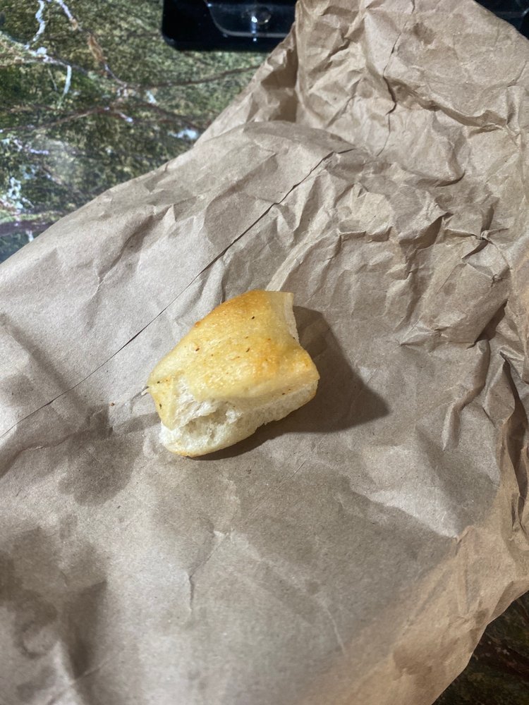 BELLINA’S PIZZA Updated November 2024 11 Photos & 35 Reviews 22 E