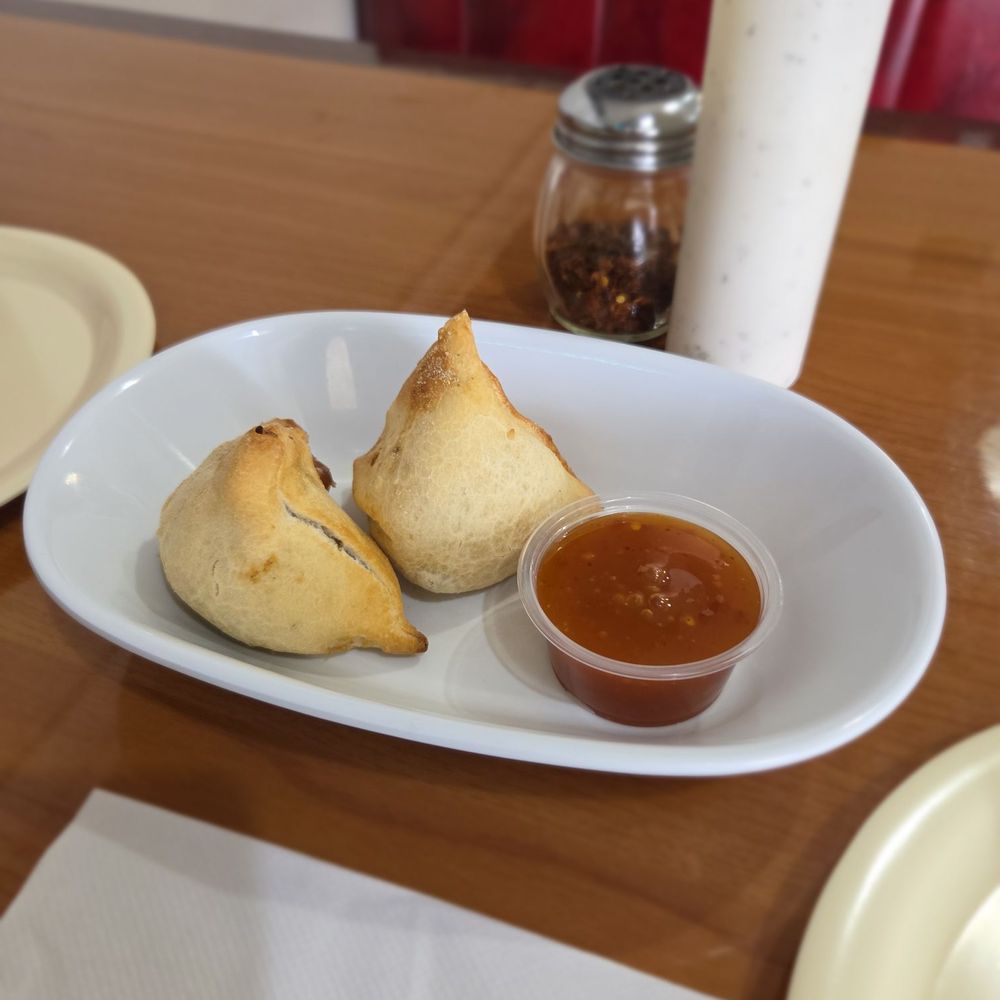 Pizza Twist - Samosa - Pizza Near Me - Plainfield, Indiana Pizza Twist - Samosa - Pizza Near Me - Plainfield, Indiana