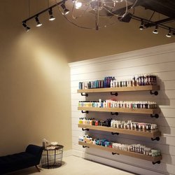 Noir Salon