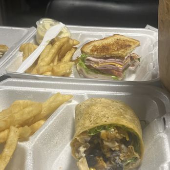 The Farmhouse Restaurant - Cobb wrap and the sandwich supreme. - Seafood Near Me - Van, Texas The Farmhouse Restaurant - Cobb wrap and the sandwich supreme. - Seafood Near Me - Van, Texas