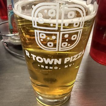 R Town Pizza - Pizza Near Me - Reno, Nevada R Town Pizza - Pizza Near Me - Reno, Nevada