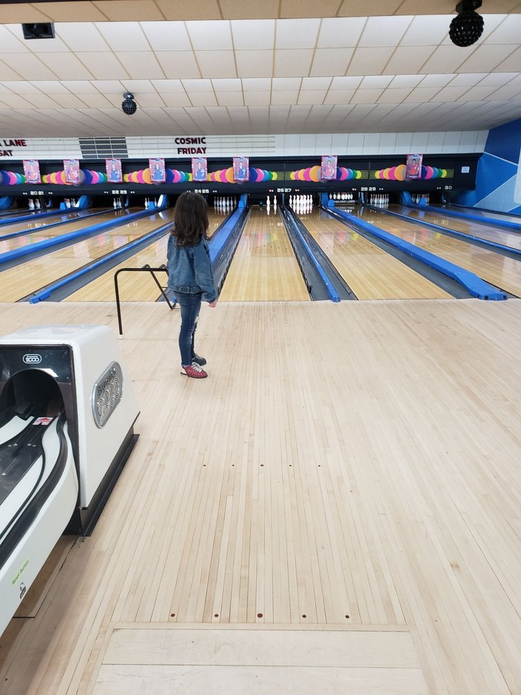 POELKING LANES 13 Photos 1403 Wilmington Ave, Dayton, Ohio