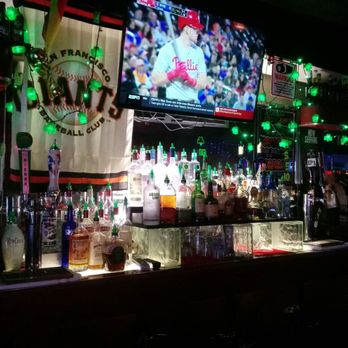 Round Corner Tavern - The bar - Dive Bars Near Me - Sacramento, California Round Corner Tavern - The bar - Dive Bars Near Me - Sacramento, California