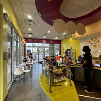 Menchies - Interior - Ice Cream & Frozen Yogurt Near Me - Miami, Florida Menchies - Interior - Ice Cream & Frozen Yogurt Near Me - Miami, Florida