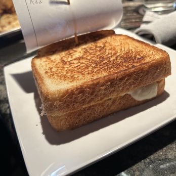 Americana - Grilled cheese bar - New American Near Me - Des Moines, Iowa