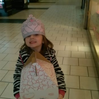 Build-A-Bear Workshop - Toy Stores Near Me - Modesto, California