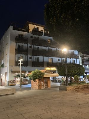 Hotel Monopol by null