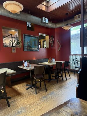 Millie's Diner by null