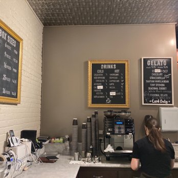 Kollar Chocolates - Inside - Ice Cream & Frozen Yogurt Near Me - Yountville, California