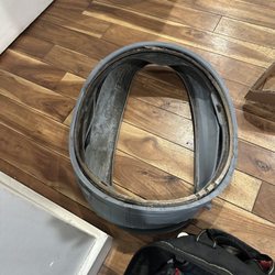 TJ Appliance Repair - Door boot mouldy