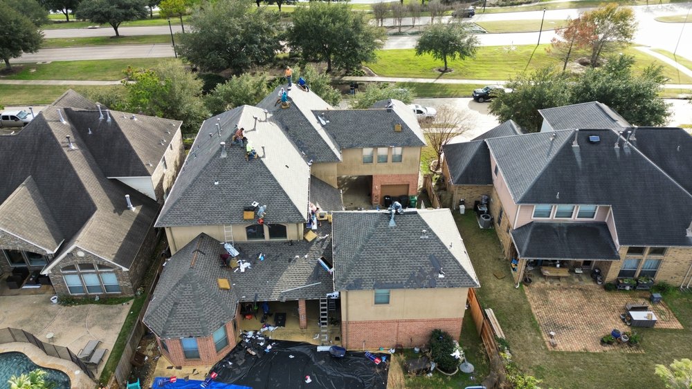 Slide of Royalty Roofing and Construction