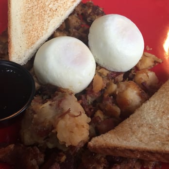 The Chef - Corned Beef Hash - Breakfast & Brunch Near Me - Manhattan, Kansas