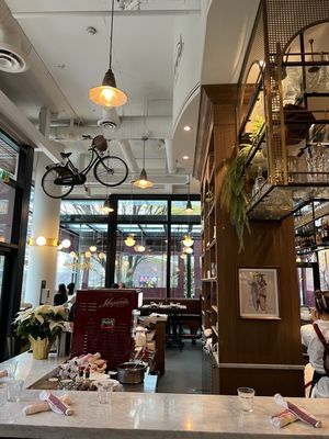 Maxine's Cafe & Bar by null