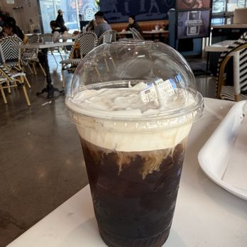 Paris Baguette - vanilla sweet cream cold brew - Bakeries Near Me - San Mateo, California Paris Baguette - vanilla sweet cream cold brew - Bakeries Near Me - San Mateo, California