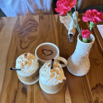 Pradera Brunch - Breakfast & Brunch Near Me - Costa Mesa, California
