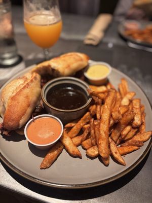 Colton's Social House by null