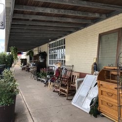 D N S Crafts & Antiques