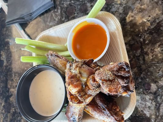 The VÜE Rooftop Bar by null