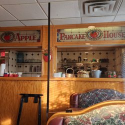 Red Apple Pancake House