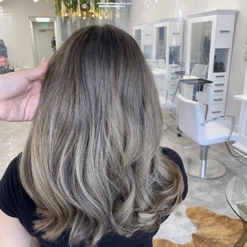 Nine Two Five Salon - Third session - Hair Salons Near Me - Hayward, California