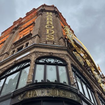 Harrod’s Cafe - Cafes Near Me - London, XGL Harrod’s Cafe - Cafes Near Me - London, XGL