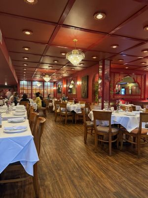 Duangrat's Thai Restaurant by null