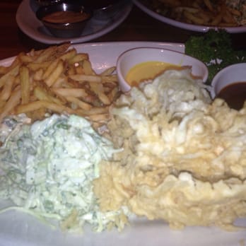 Houston's Restaurant - Flying chicken platter Best thing on the menu! - American Near Me - Hackensack, New Jersey Houston's Restaurant - Flying chicken platter Best thing on the menu! - American Near Me - Hackensack, New Jersey
