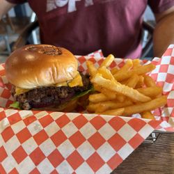 Sultani Grill & Burgers