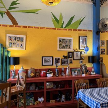 Toto's Tacoz - Inside decor - Tacos Near Me - Wamego, Kansas