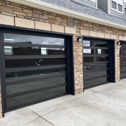 Remarkable Door Company - Clopay Avante Sleek