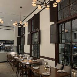 Zinc Cafe & Bar - Inside