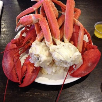 Royal Buffet - 2 lobsters and tons of crab - Buffets Near Me - Hoffman Estates, Illinois