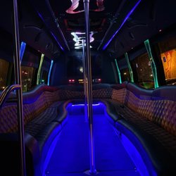 Gladwell Party Limo