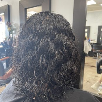 QT Salon - Hair Salons Near Me - Westminster, California