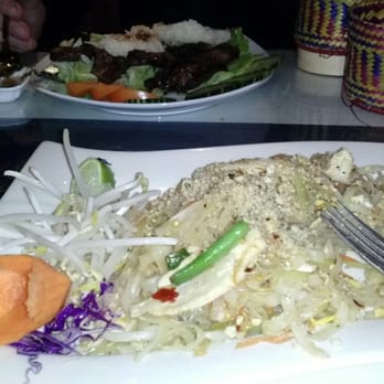 Thai Elephant Restaurant - Pad thai - Thai Near Me - Cleveland, Ohio Thai Elephant Restaurant - Pad thai - Thai Near Me - Cleveland, Ohio