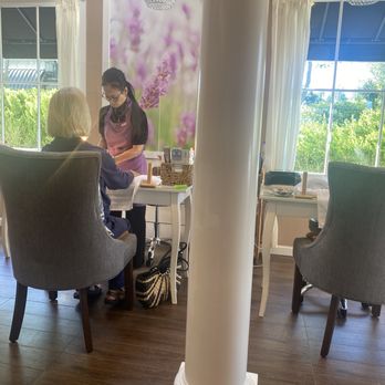 Lavender Nail Salon - Owner - Nail Salons Near Me - Yountville, California Lavender Nail Salon - Owner - Nail Salons Near Me - Yountville, California