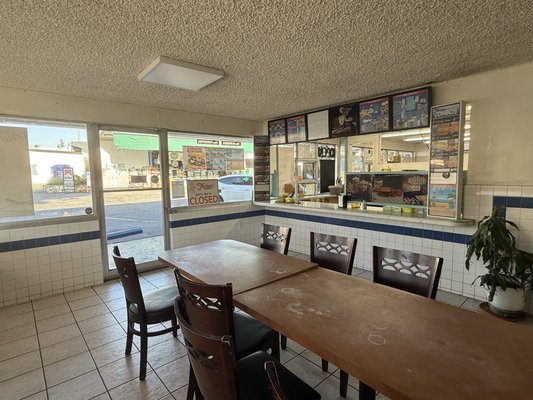 Fosters Freeze by null