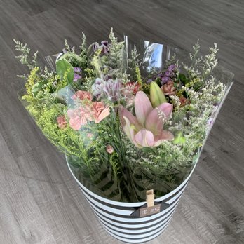 Hanapua Flowers - Bouquet $25 - Florists Near Me - Honolulu, Hawaii