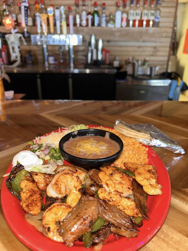 Lakeshore Bites And Brews Logo