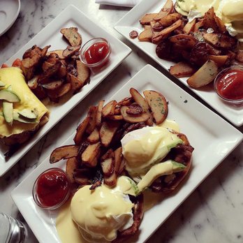 Gracie's - Eggs Benedict and omelette. Soooo good - New American Near Me - Portland, Oregon