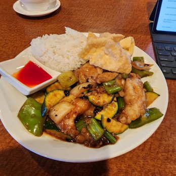 Yan's Garden - Fish filet with Black Bean Sauce...I hope the steam shows on the pic! - Chinese Near Me - Pleasant Hill, California Yan's Garden - Fish filet with Black Bean Sauce...I hope the steam shows on the pic! - Chinese Near Me - Pleasant Hill, California
