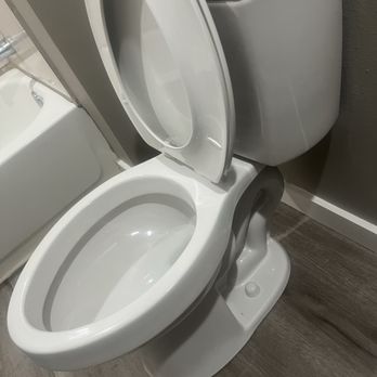Pretty Lees Pristine Cleaning - Home Cleaning Near Me Pretty Lees Pristine Cleaning - Home Cleaning Near Me