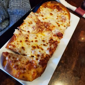 The Crossings Restaurant & Brew Pub - Flatbread pizza - Pubs Near Me - Putnam, Connecticut The Crossings Restaurant & Brew Pub - Flatbread pizza - Pubs Near Me - Putnam, Connecticut