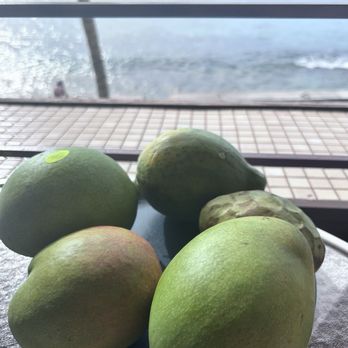 Yee's Orchard & Fruit Stand - $43 for these - Farmers Market Near Me - Kihei, Hawaii Yee's Orchard & Fruit Stand - $43 for these - Farmers Market Near Me - Kihei, Hawaii