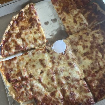 Red Star Pizzas - Cheese pizza - Pizza Near Me - Bolingbrook, Illinois