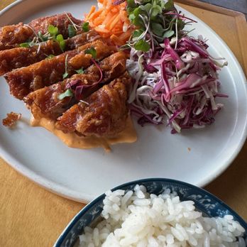 Co Nam - Fried Chicken
Fried chicken thigh meat, fermented soy aioli, pickled daikon & carrot, cabbage, kaffir salt - Vietnamese Near Me - Oakland, California Co Nam - Fried Chicken
Fried chicken thigh meat, fermented soy aioli, pickled daikon & carrot, cabbage, kaffir salt - Vietnamese Near Me - Oakland, California