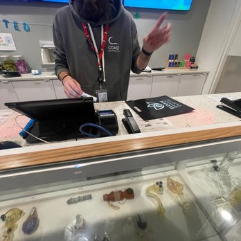 Elevated Roots - Cannabis Dispensaries Near Me - Kingston, Massachusetts
