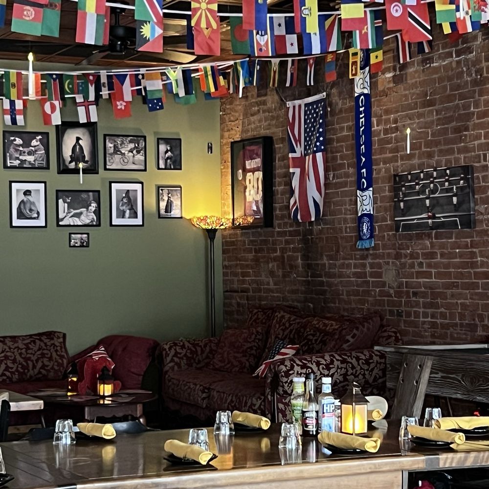 Audacity British Style Pub - Cozy ambiance - Pubs Near Me - Manchester, Connecticut